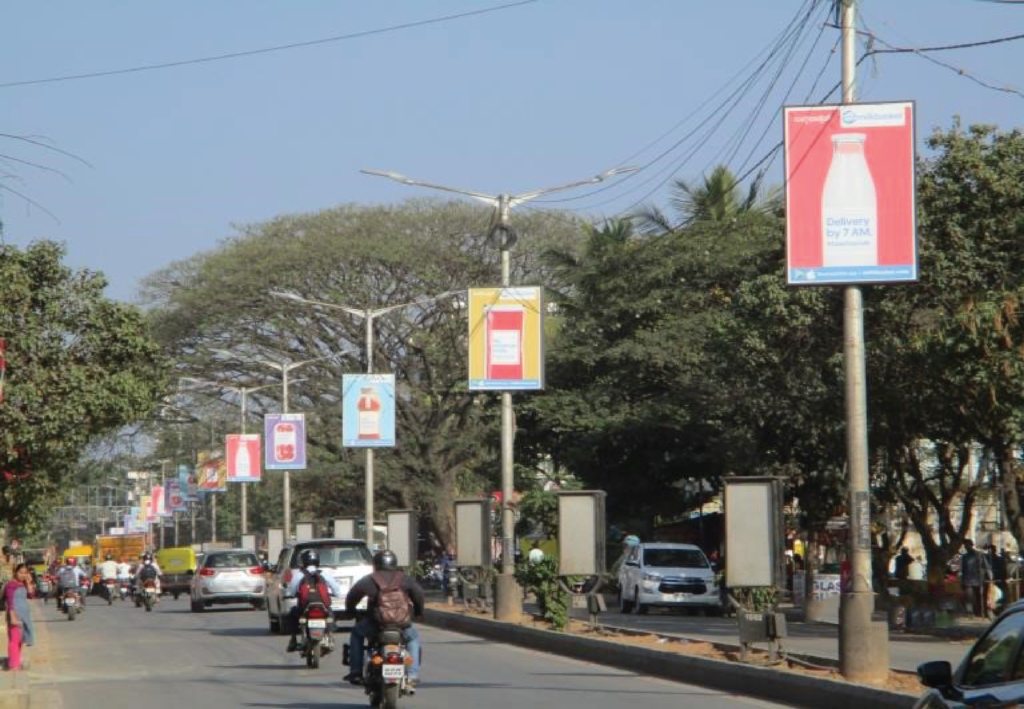 pole kiosk