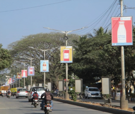 pole kiosk
