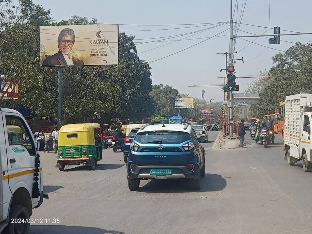 High-Visibility Outdoor Unipole Advertising by Acme Advertiser in South Delhi