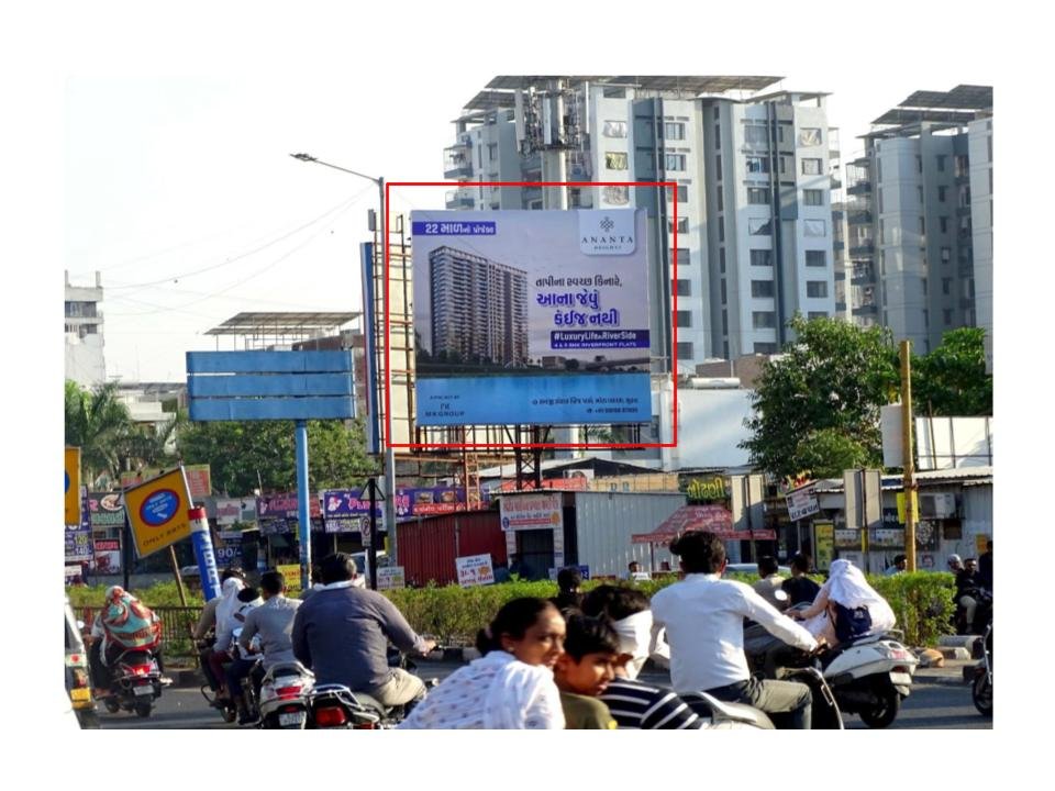 Mota Varachha VIP Circle Towards Kapodara Bridge - Gujarat - Mota Varachha VIP Circle Towards Kapodara Bridge