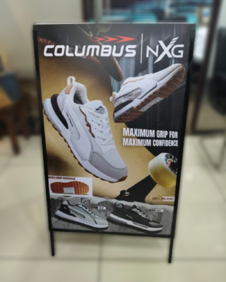 Reusable slider stand with quick sunboard change mechanism for brand campaigns. Reusable slider stand with quick sunboard change mechanism for brand campaigns.