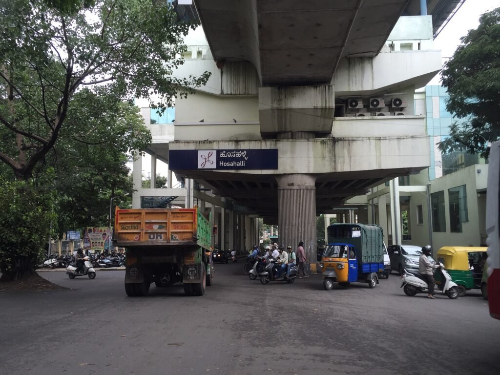 Metro Advertising Company in Hosahalli, Bengaluru - 