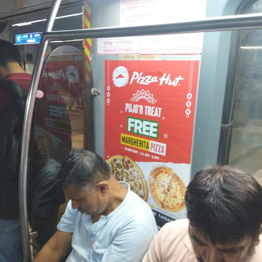 Metro Advertising In Victoria Memorial, Kolkata - 
