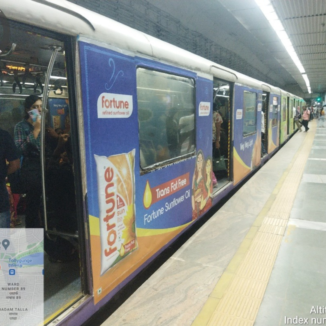 Metro Advertising In Prinsep Ghat, Kolkata - 