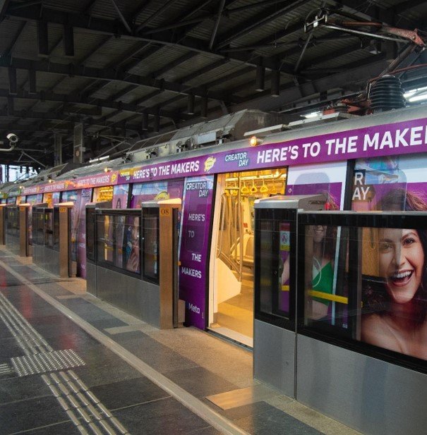 Metro Board Advertising In Barun Sengupta In Kolkata Station - 