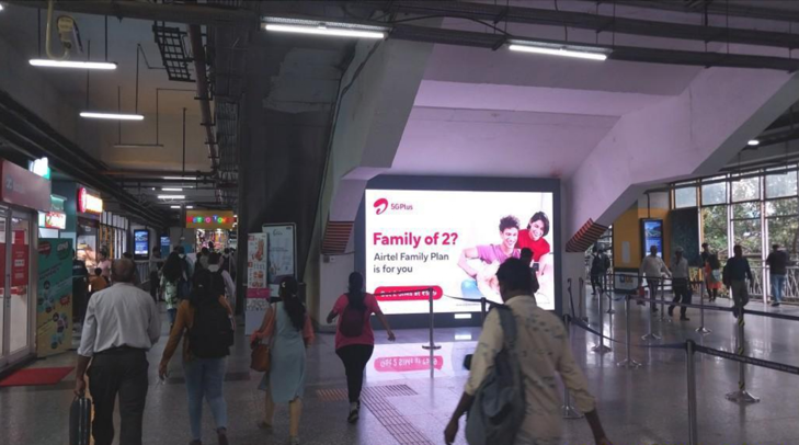 Metro station advertising in Jagruti Nagar, Mumbai - 