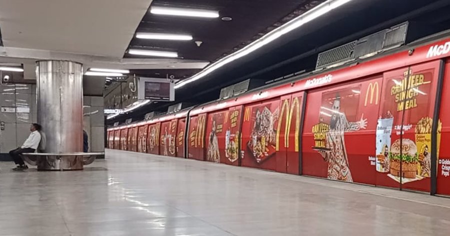 Metro wrap Advertising In Shalimar Bagh, Delhi - 