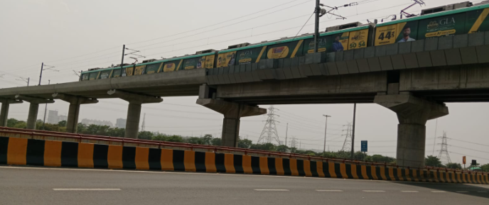 Metro Advertising In Sector 18, Noida - 