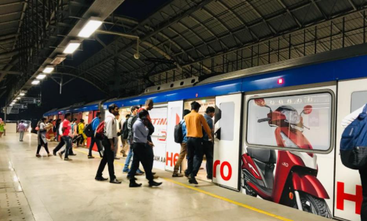 Metro Train Advertising In Porur, Chennai - 