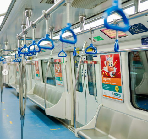 inside Door Metro Advertising In Aundh, Pune - 